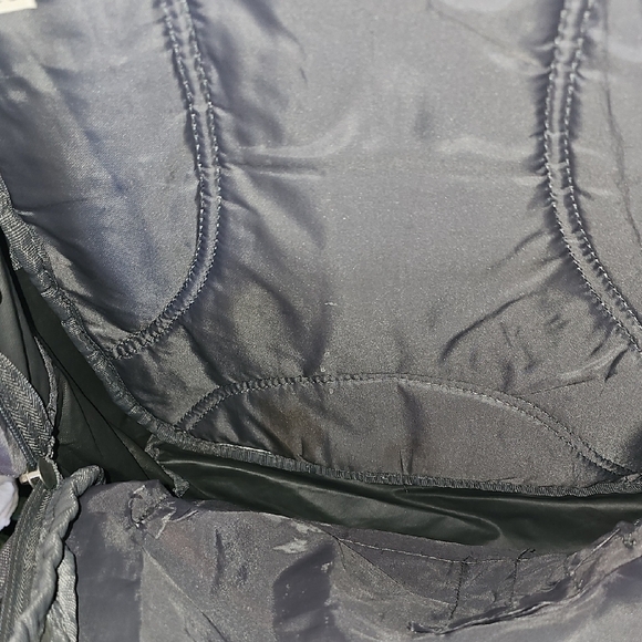 Embark Gray Women's Large Backpack Great Condition - Picture 8 of 8